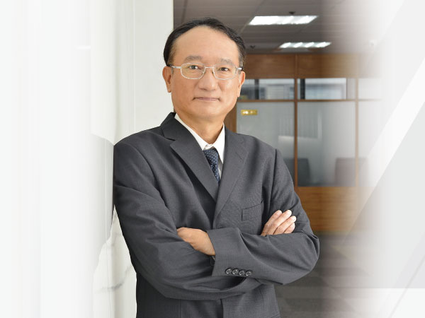 Henry Tan